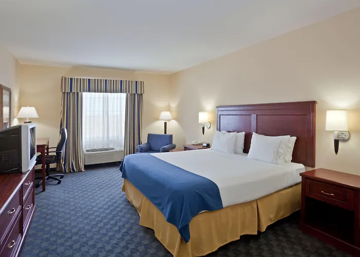 Holiday Inn Express Hotel & Suites Pampa By Ihg