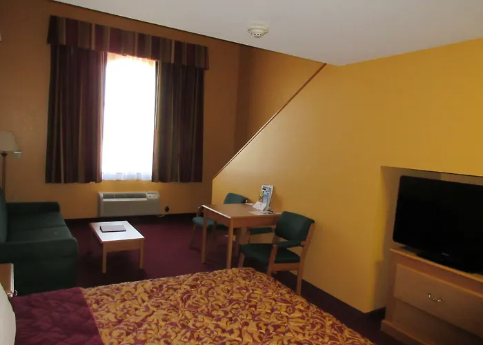 Parkfield Inn - Warsaw