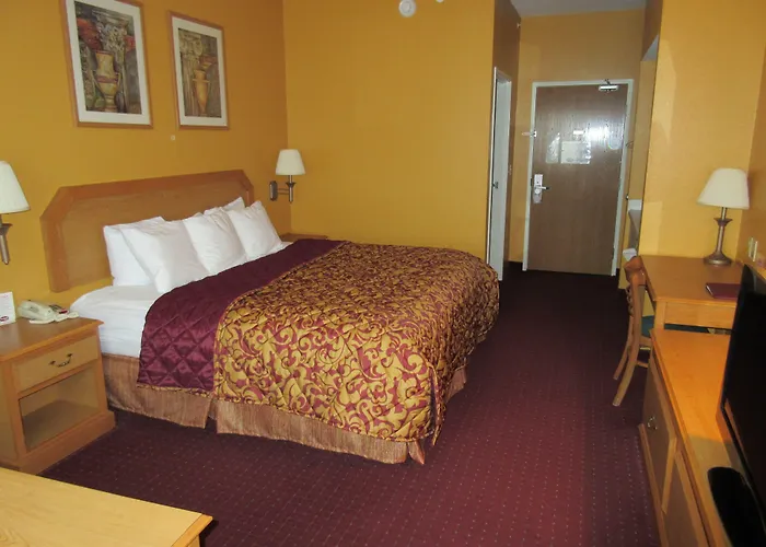 Parkfield Inn - Warsaw