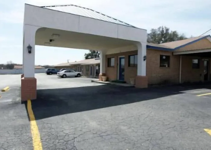 Americas Best Value Inn Comanche