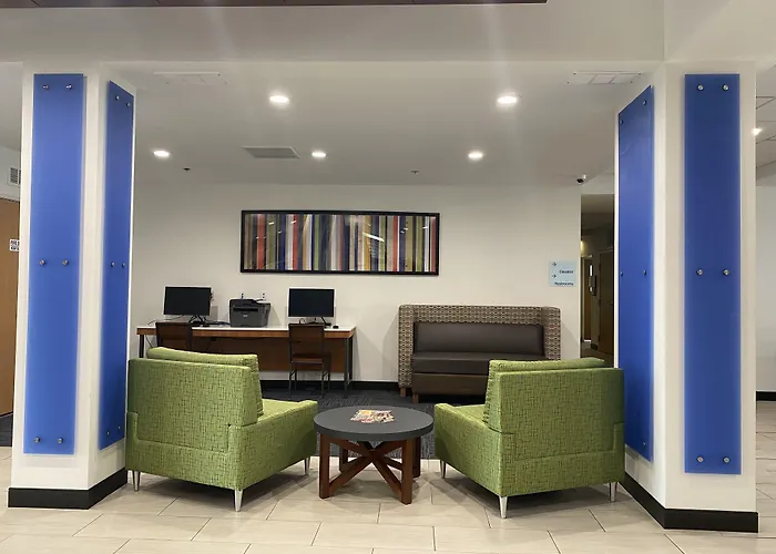 Holiday Inn Express Hotel & Suites Logansport By Ihg