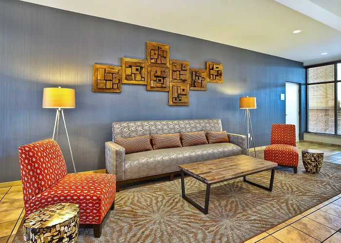 Holiday Inn & Suites Green Bay Stadium By Ihg