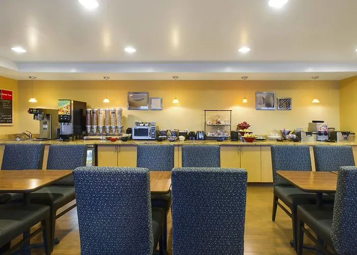Towneplace Suites By Marriott Kansas City Overland Park