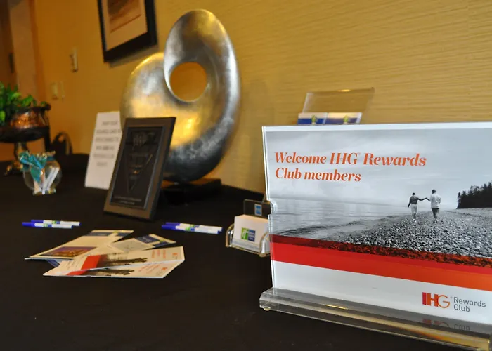 Holiday Inn Express Hotel & Suites Kansas City - Grandview By Ihg