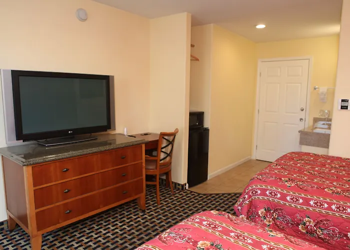 Bay Breeze Inn