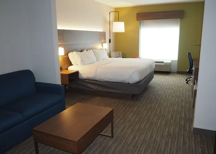 Holiday Inn Express & Suites Jacksonville North-Fernandina By Ihg