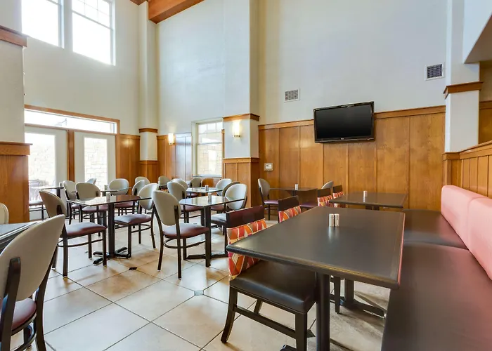 Drury Inn & Suites Las Cruces