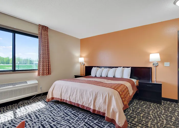 Americas Quality Inn & Suites - Finlayson