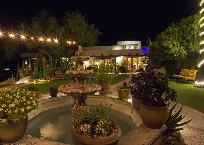 Hacienda Del Sol Guest Ranch Resort