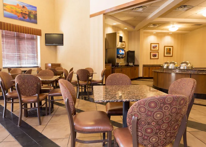 Drury Plaza Hotel Flagstaff