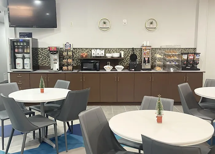 Microtel Inn & Suites By Wyndham Of Houma