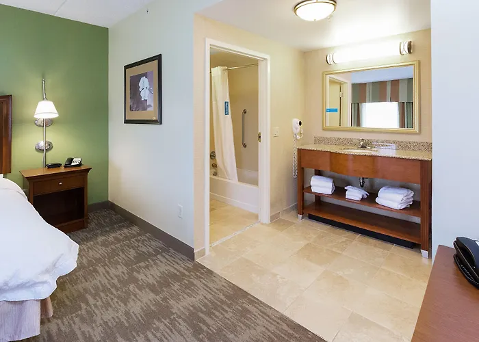Hampton Inn & Suites Blairsville