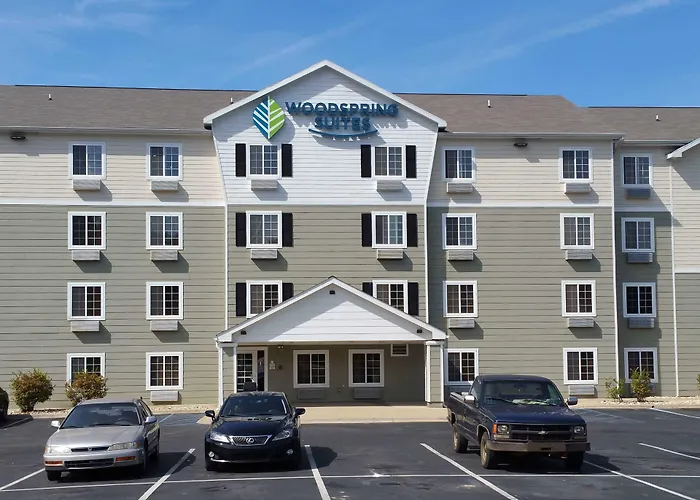 Woodspring Suites | North Charleston Airport I-526