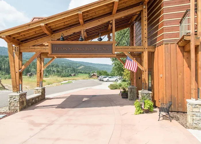 The Lodge At Bronze Buffalo Ranch