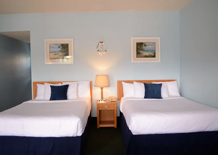 Dockside Inn & Resort