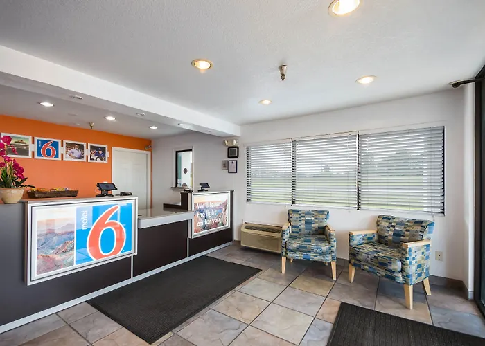 Motel 6-Humble, Tx