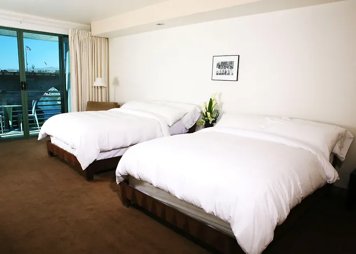 Heat Hotel
