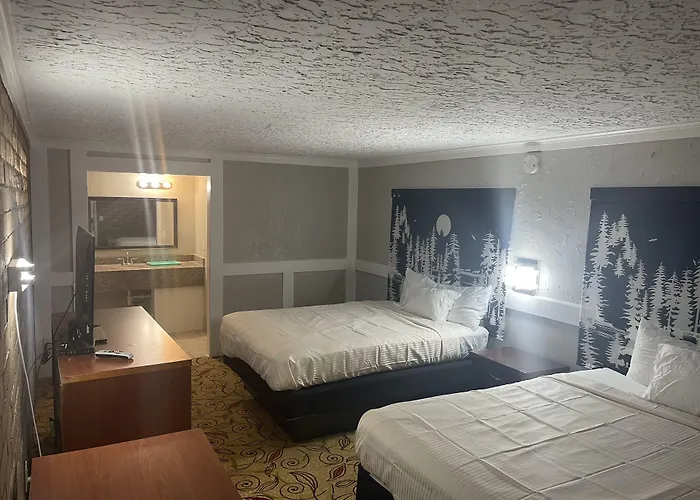 Stratford House Inn