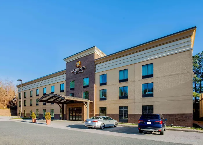 La Quinta Inn & Suites Bel Air I-95 Exit 77A