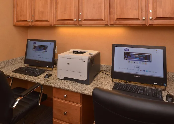 Hampton Inn And Suites Bakersfield North-Airport