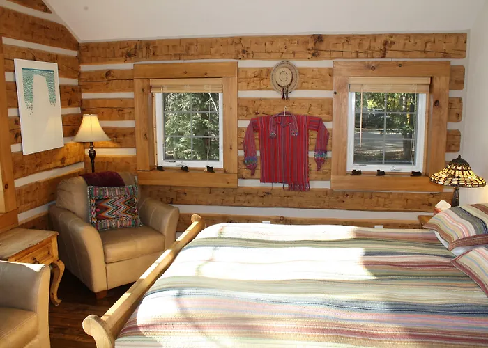 Riverside Meadows Cabins