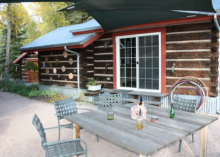 Riverside Meadows Cabins