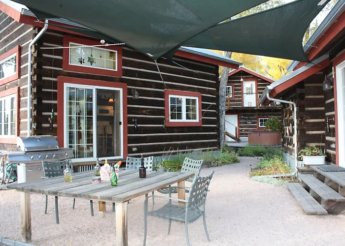 Riverside Meadows Cabins