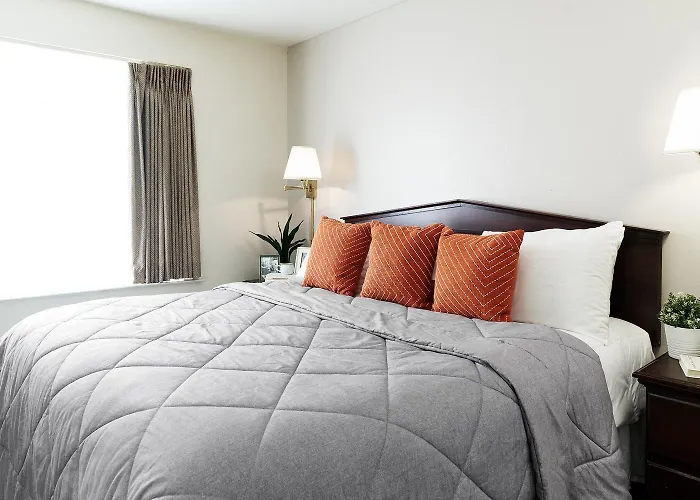 Intown Suites Extended Stay Clearwater Fl