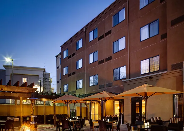 Courtyard Atlanta Airport West