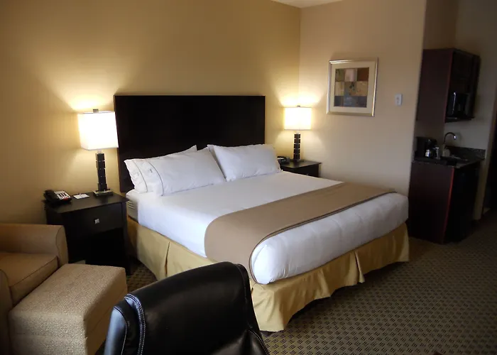 Holiday Inn Express & Suites Oklahoma City West-Yukon By Ihg