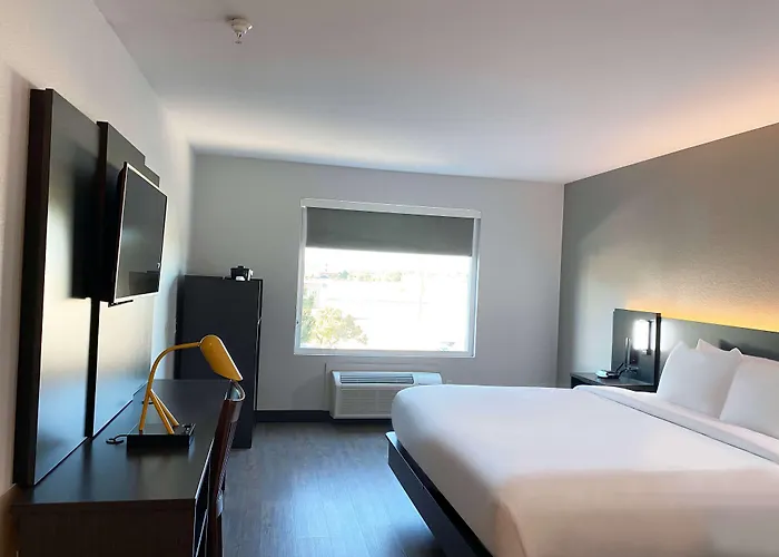 Hawthorn Extended Stay By Wyndham Hobbs