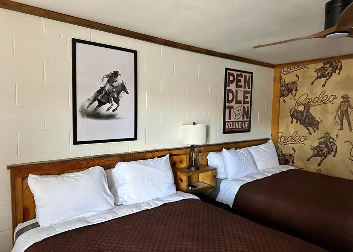 Holiday Motel And Rv Park