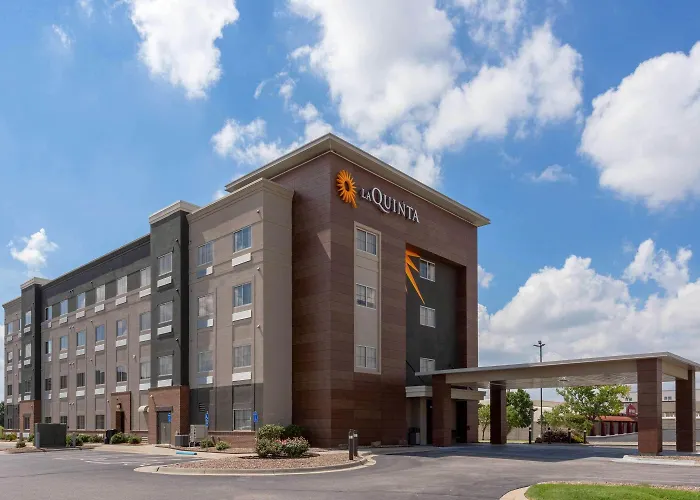 La Quinta By Wyndham Wichita Airport
