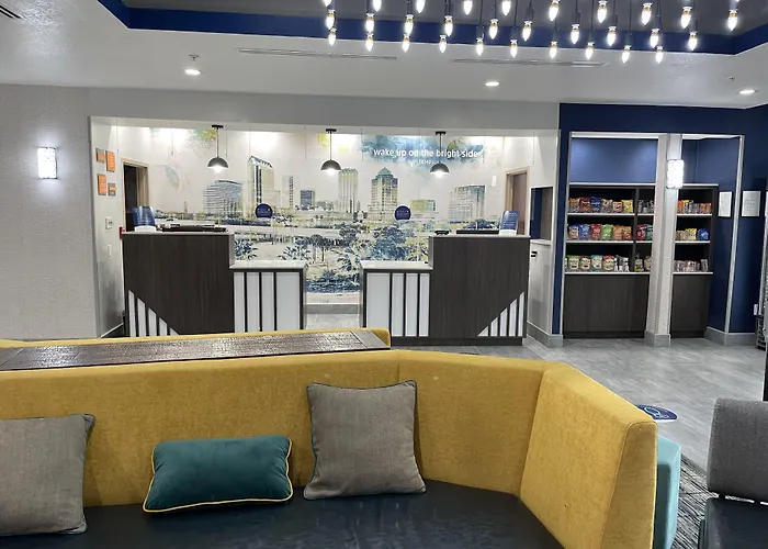 La Quinta By Wyndham Tampa Central