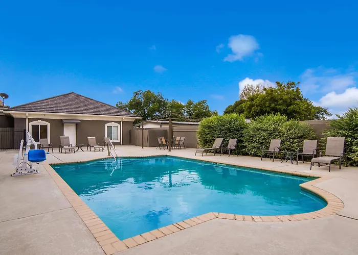 Best Western Comanche Inn