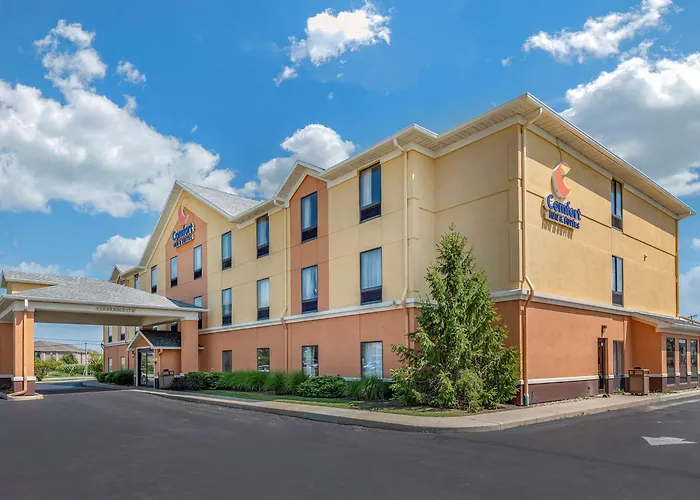Comfort Inn & Suites Muncie Near University