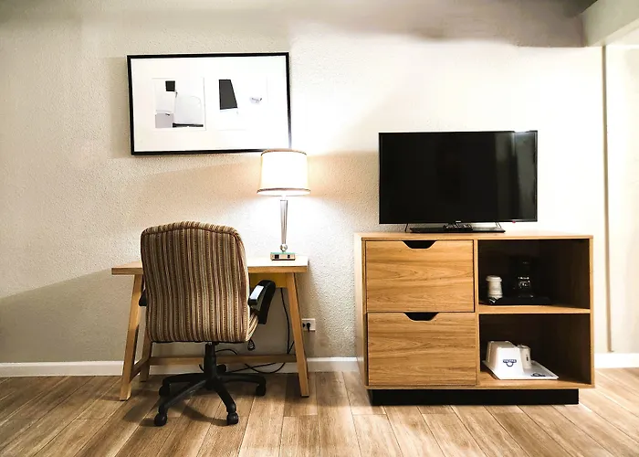 Days Inn By Wyndham Denver Downtown