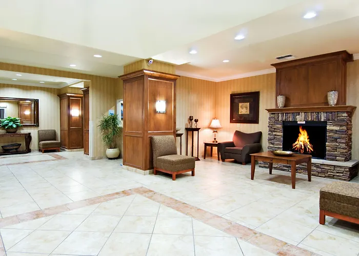 Holiday Inn Express & Suites Klamath Falls Central By Ihg