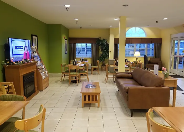 Microtel Inn & Suites By Wyndham Delphos