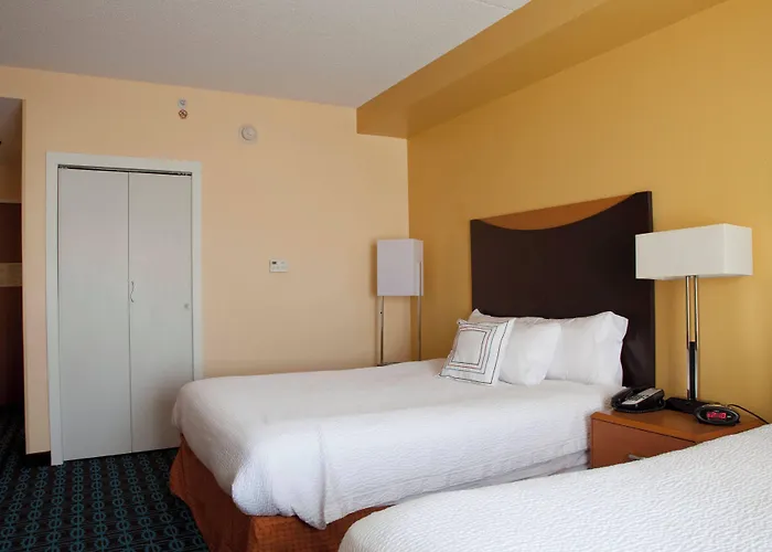 Fairfield Inn & Suites Bedford