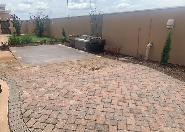 Courtyard By Marriott Oklahoma City North/Quail Springs