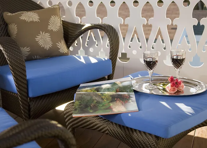 Port D'Hiver Bed And Breakfast