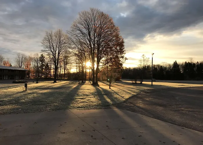 Quality Inn & Suites Munising