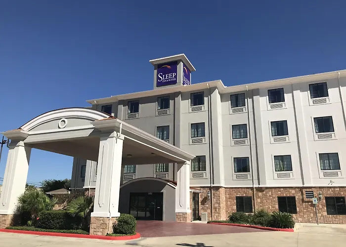 Sleep Inn & Suites At Six Flags San Antonio