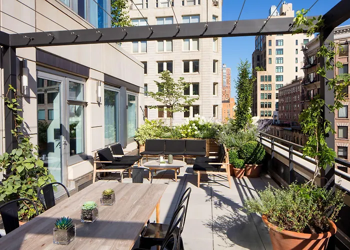 Smyth Tribeca