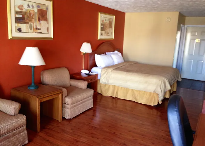 Econo Lodge Sevierville-Pigeon Forge On The River