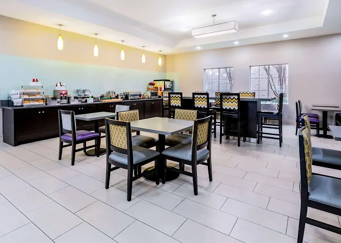 La Quinta By Wyndham Dfw Airport West - Bedford