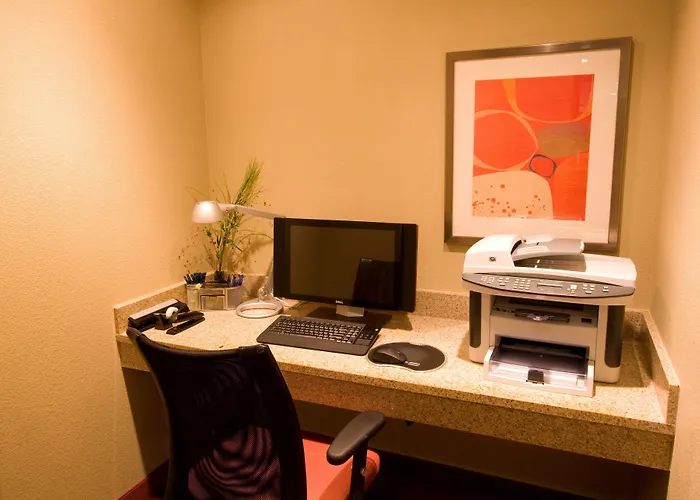 Towneplace Suites By Marriott Fayetteville N / Springdale