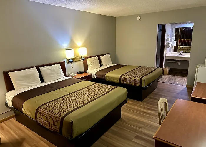 Thunderbird Motor Inn