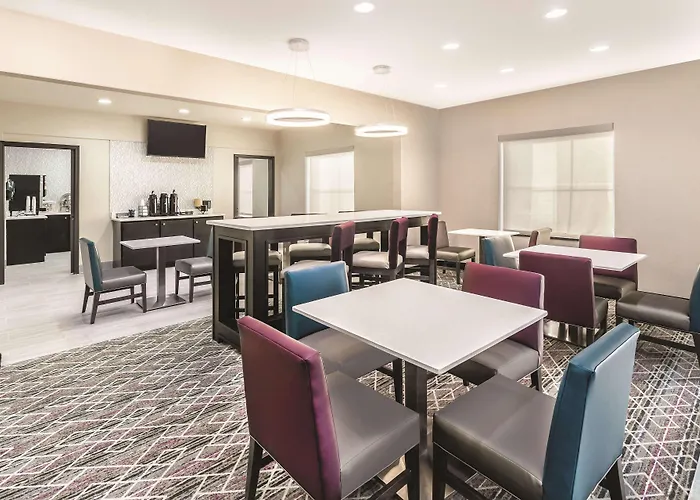 La Quinta By Wyndham Rome